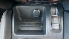 Nissan Qashqai 1.3 DiG-T N-Motion 5dr Petrol Hatchback